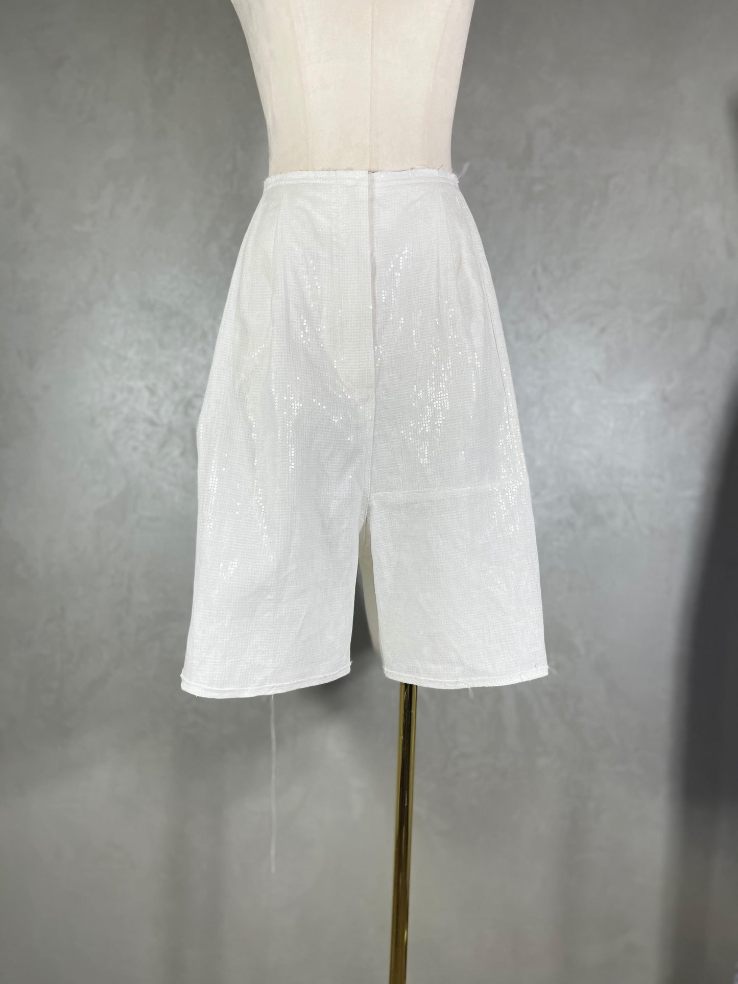 Pearly Cropped Vest